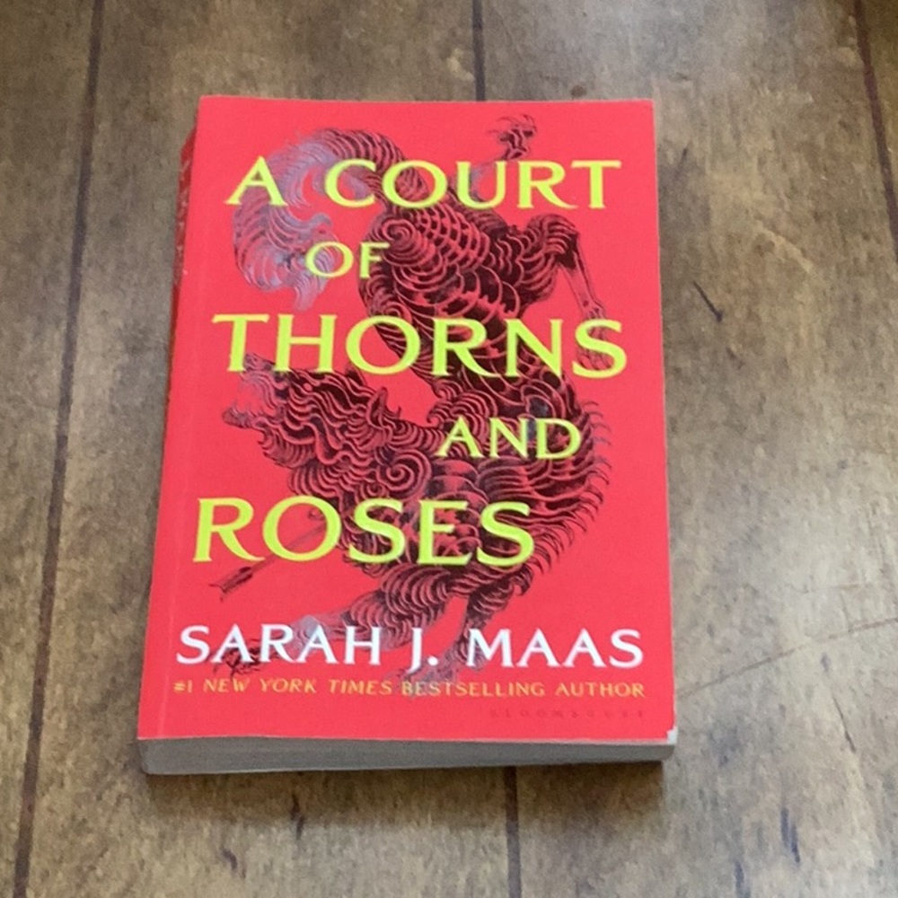 A court of thorns & roses